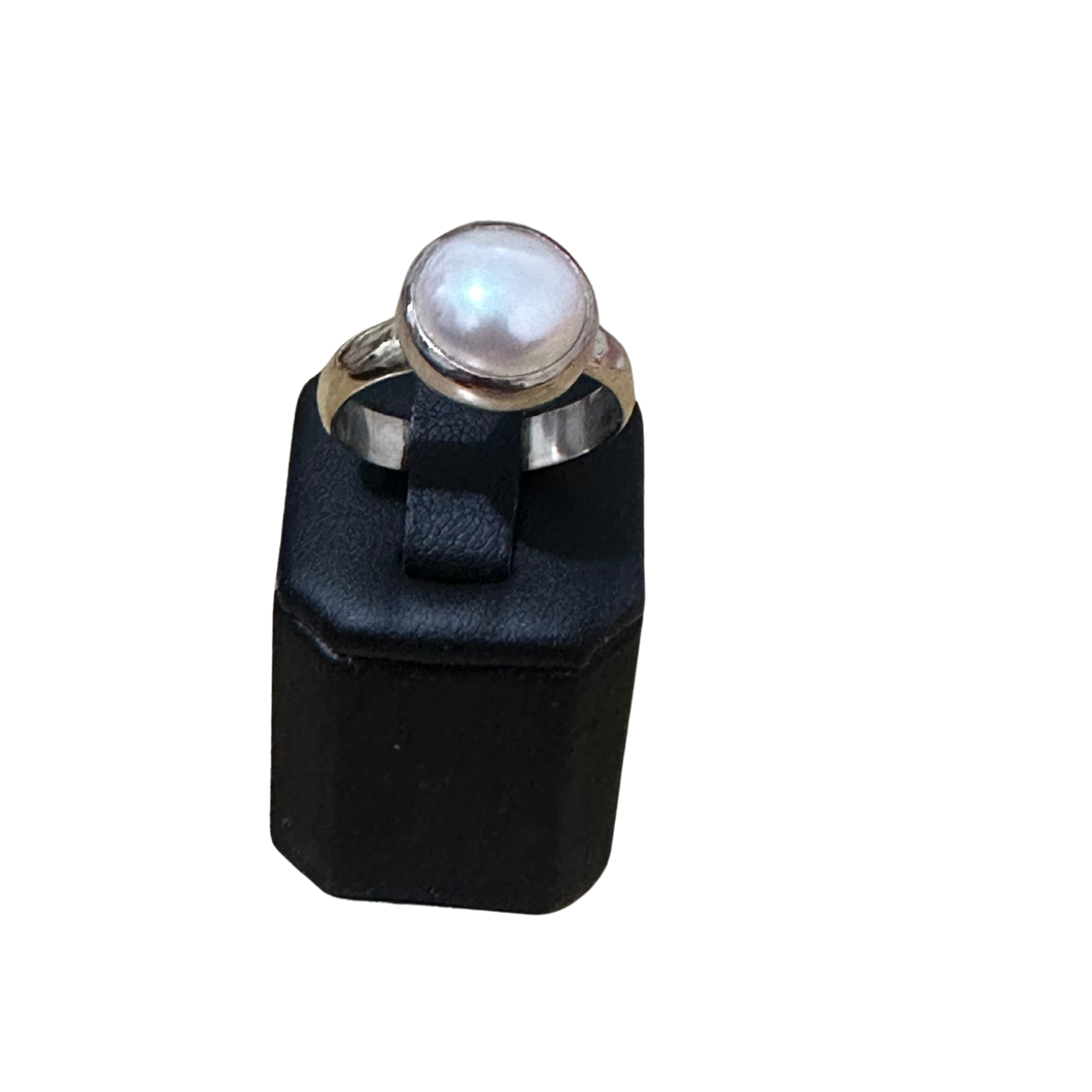 Sterling Silver Pearl  Ring